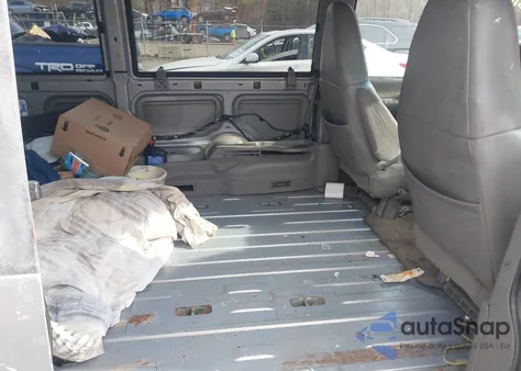 2000 Chevrolet Astro from USA, damaged, VIN 1GNDM19W1YB219270